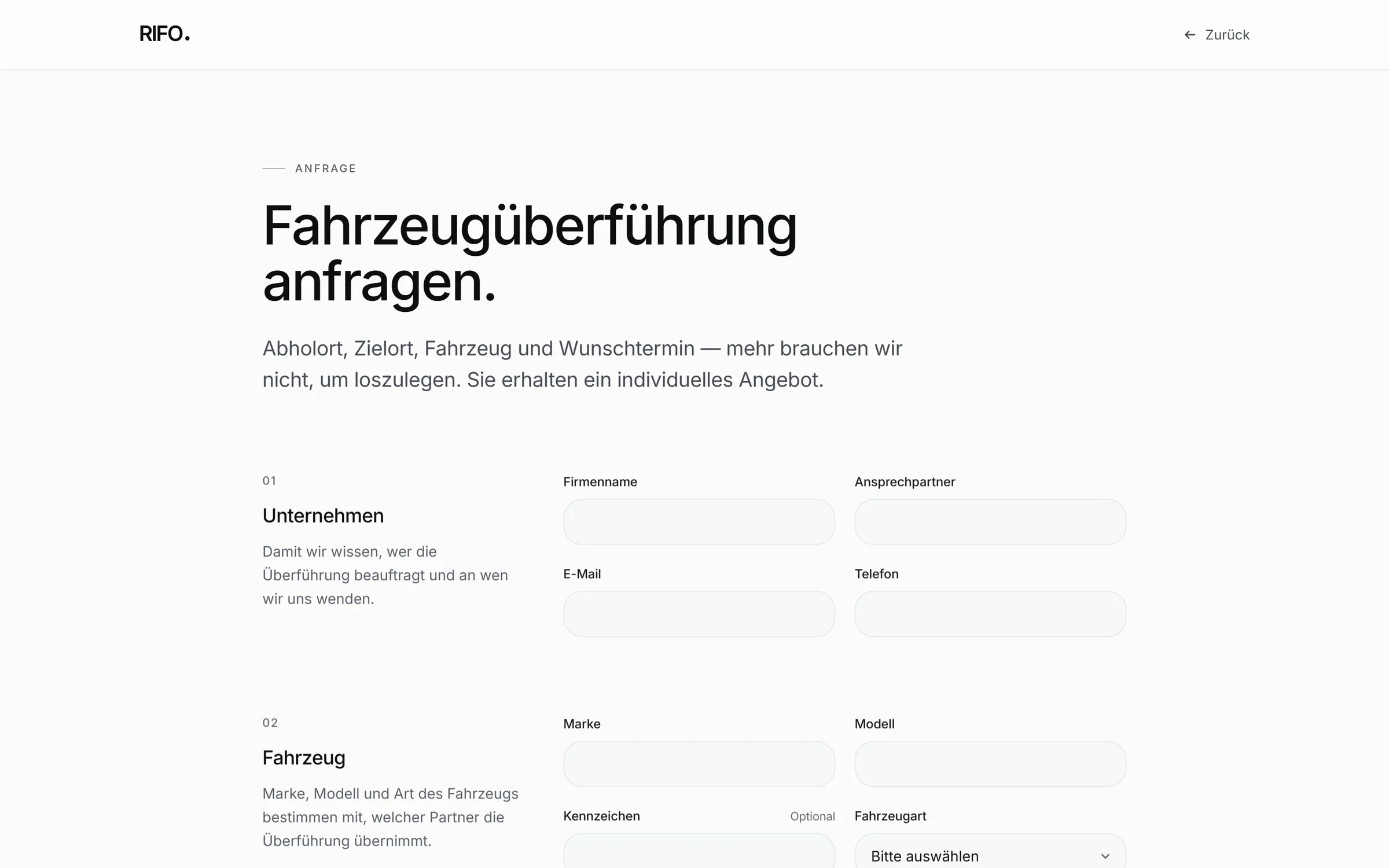 Anfrageformular auf rifo-logistik.de: Felder für Start, Ziel und Fahrzeug neben einer Zusammenfassung der Anfrage.